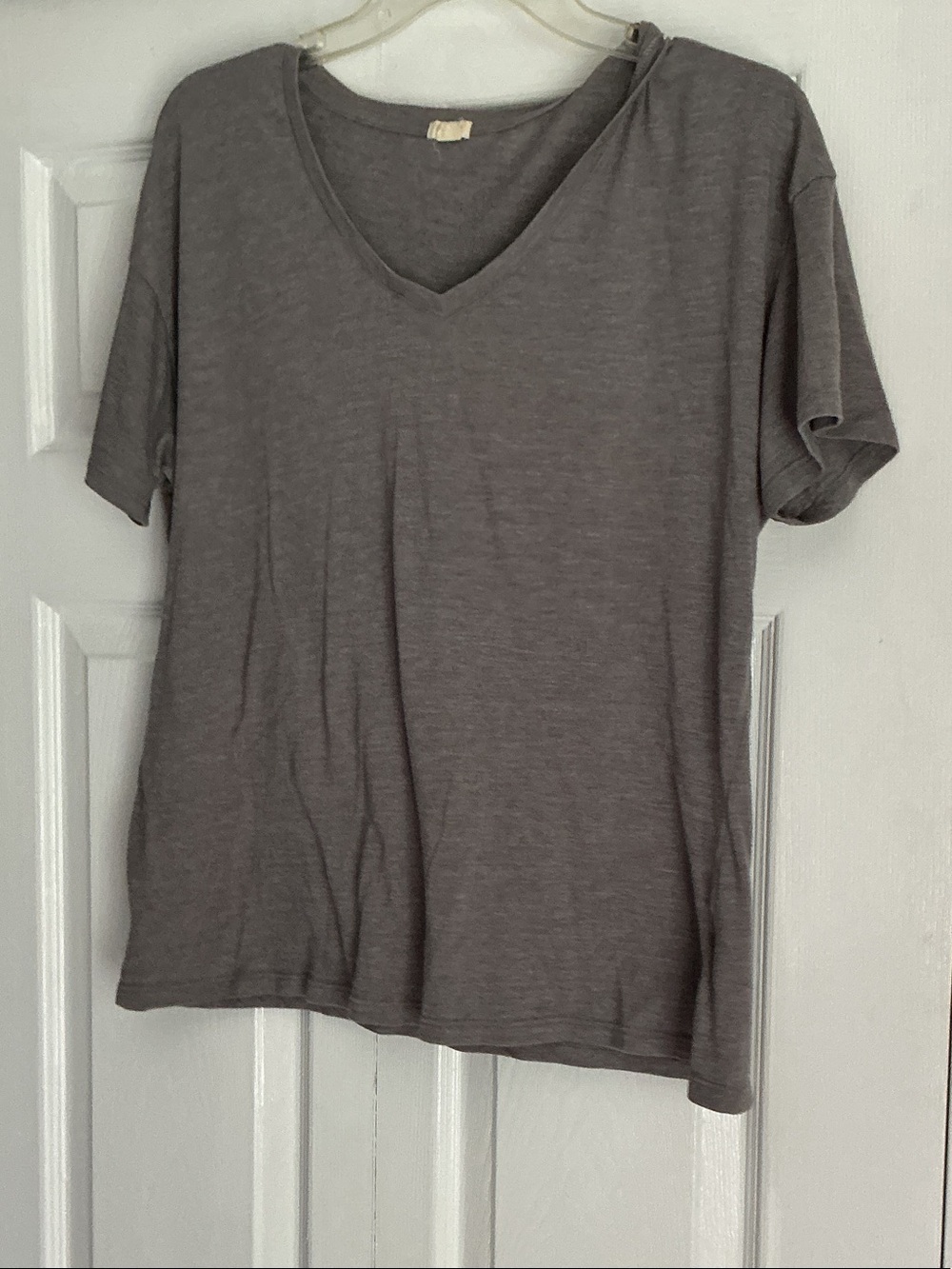 Garage Women's V-Neck Short Sleeve Tee in Gray